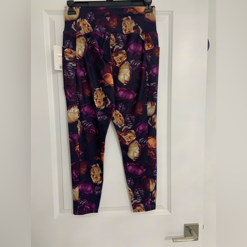 NWT Yogasmoga Print Leggings Size L